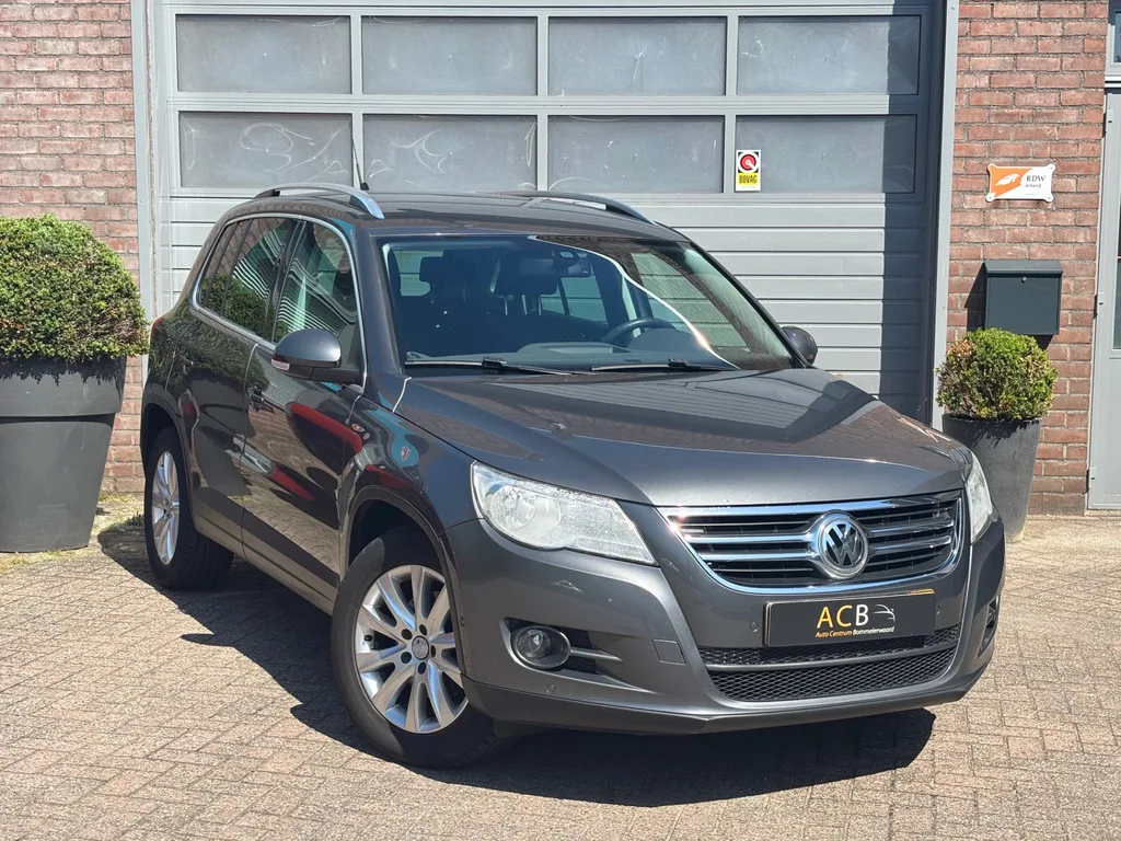 Volkswagen Tiguan (2011) — foto 1