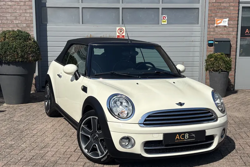 MINI Cabrio (2009)
