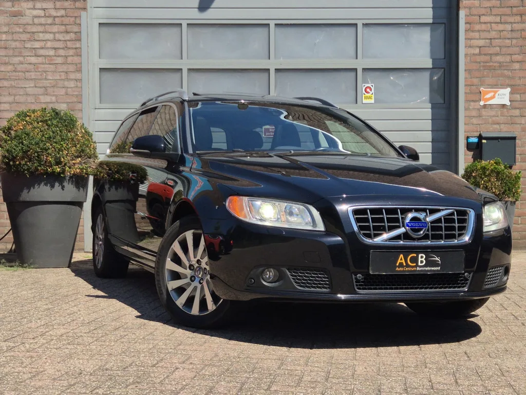 Volvo V70 (2012) — foto 1