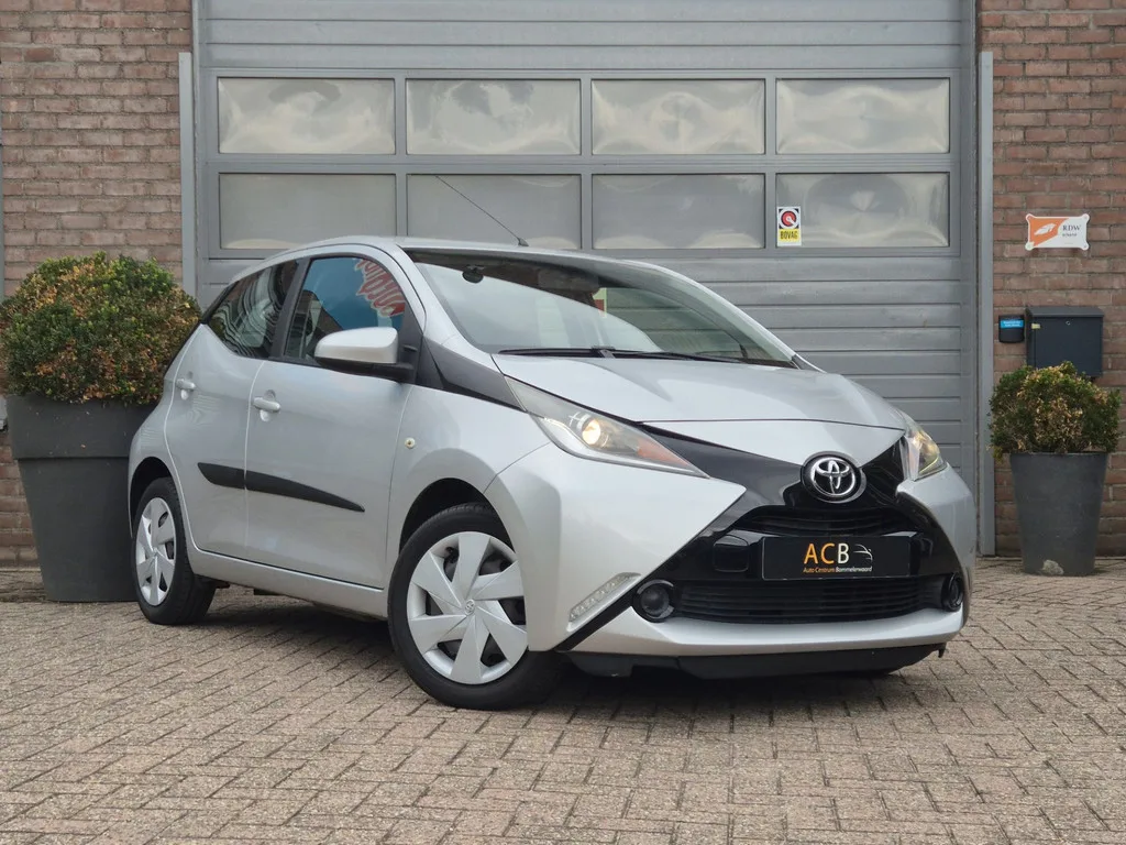 Toyota Aygo (2014) — foto 1