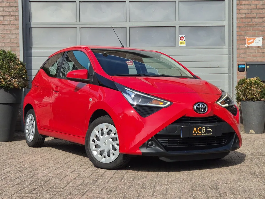 Toyota Aygo (2020) — foto 1