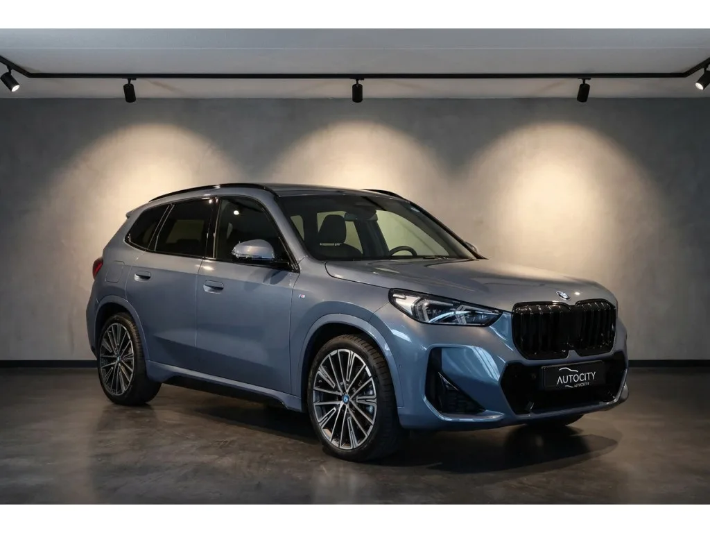 BMW X1 (2023) — foto 1