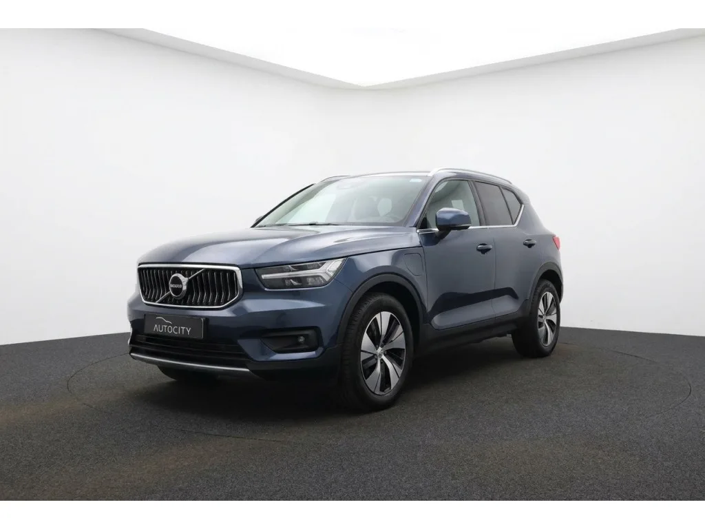 Volvo XC40 (2021) — foto 1