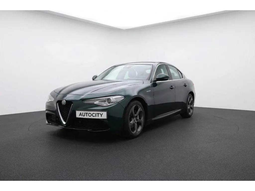 Alfa Romeo Giulia (2021) — foto 1