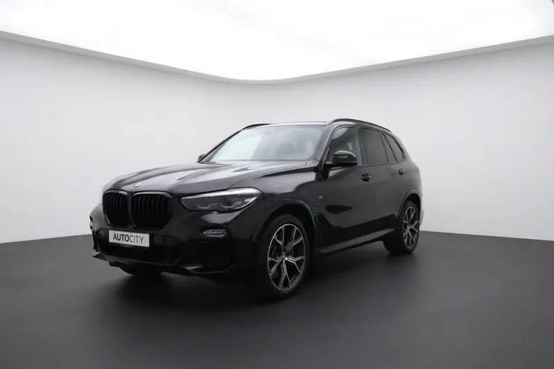 BMW X5 (2021)