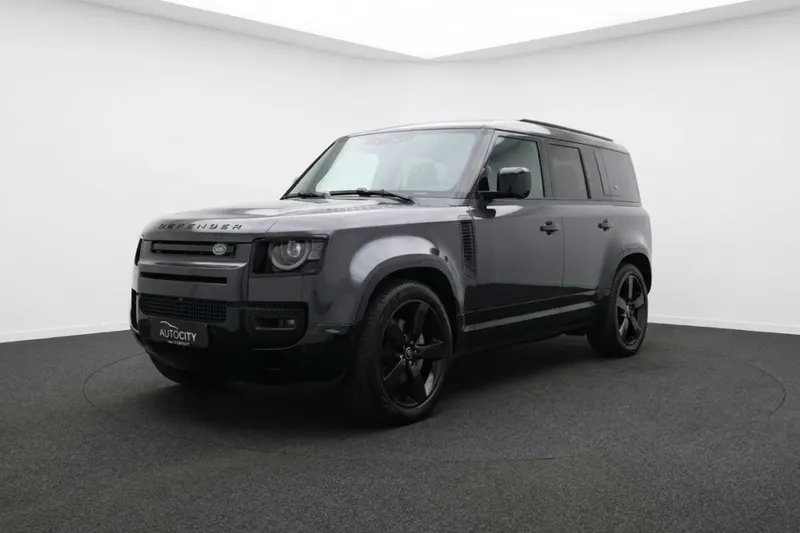 Land Rover Defender (2025)
