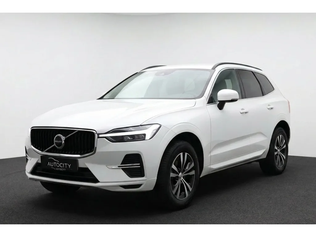 Volvo XC60 (2022) — foto 1