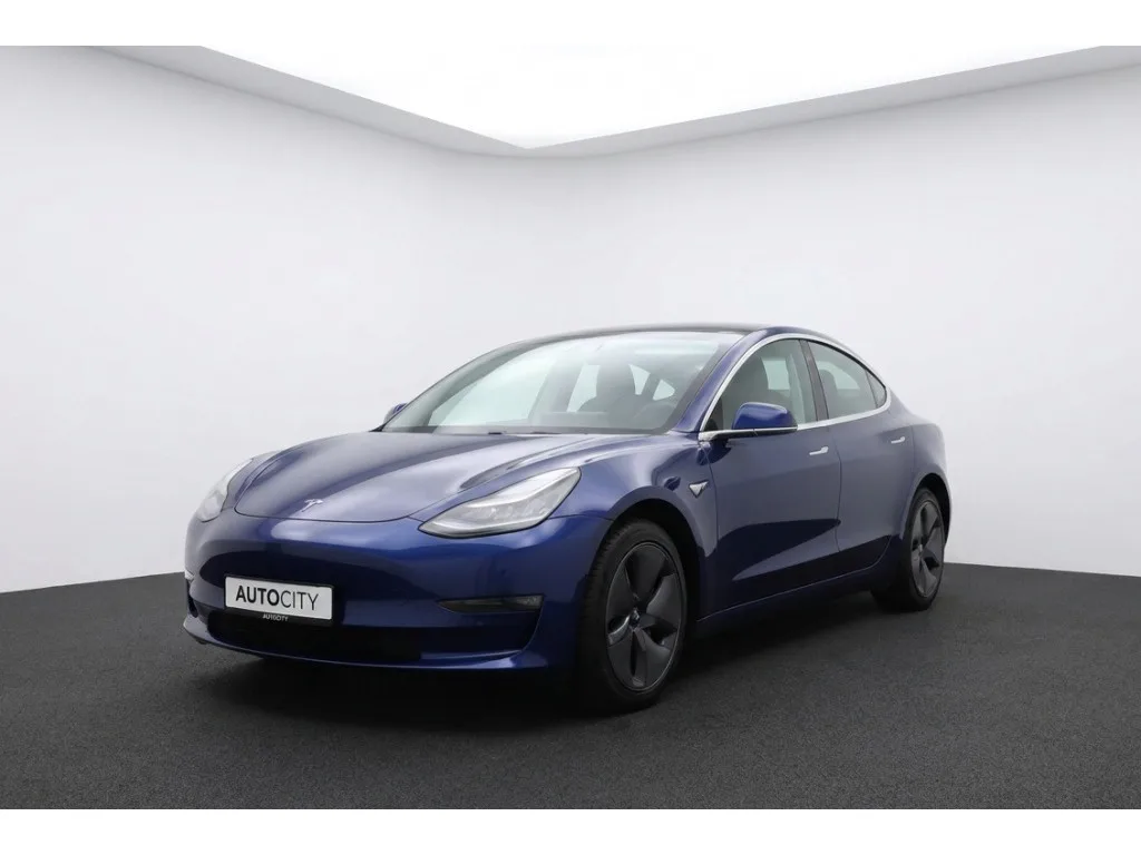 Tesla Model 3 (2019) — foto 1