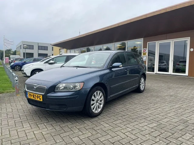 Volvo V50 (2005) — foto 1