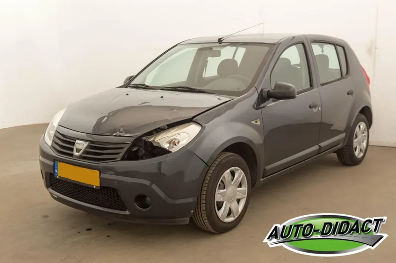 Dacia Sandero (2009)