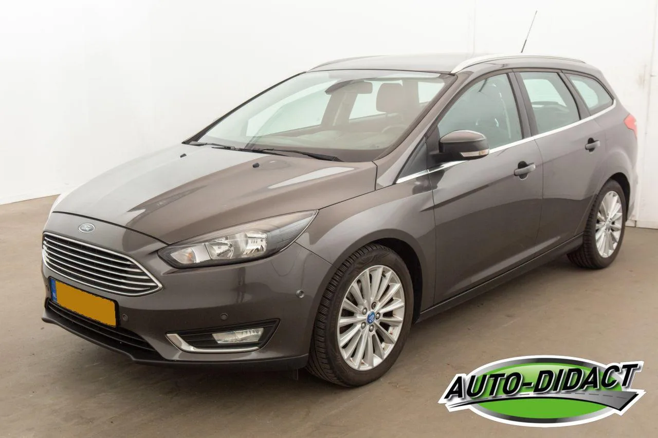 Ford 1.5 Clima Navi Titanium (2015) — foto 1