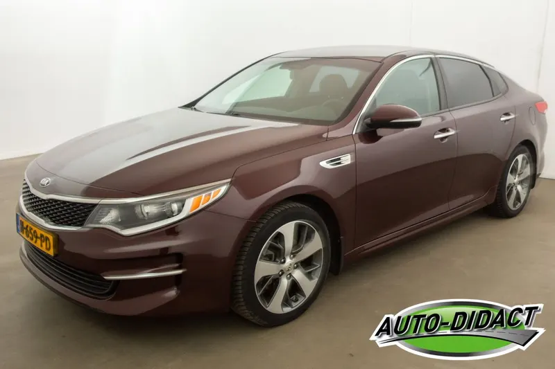Kia Optima (2016)