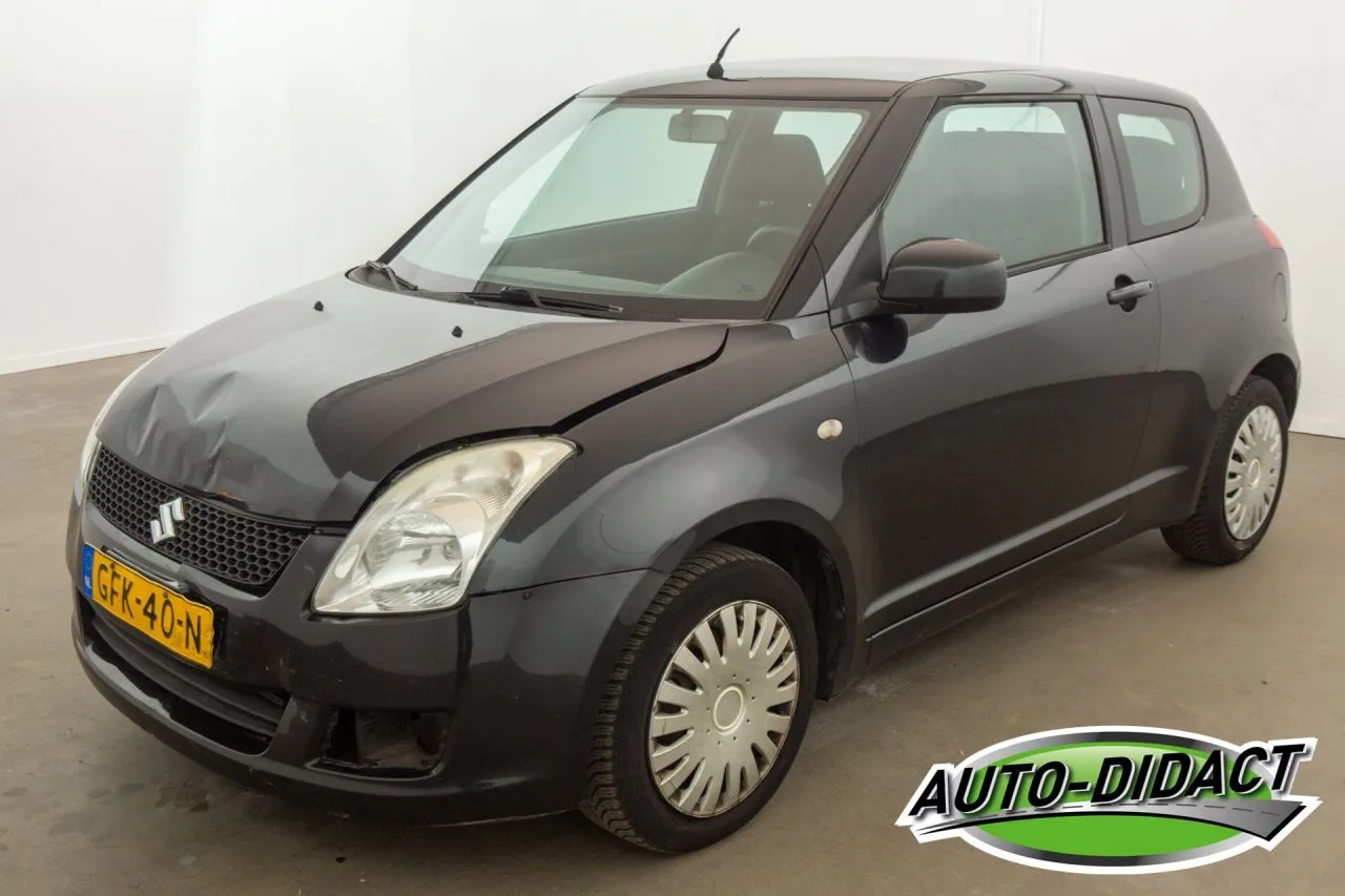 Suzuki Swift (2010) — foto 1