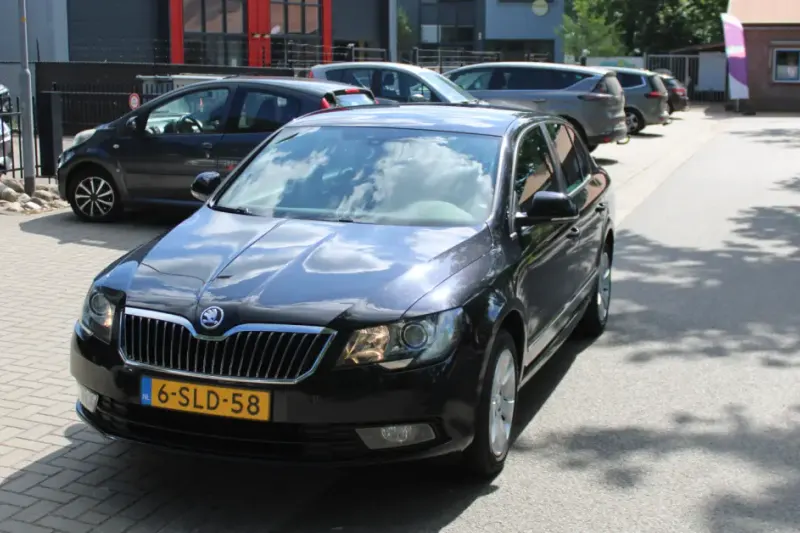 Škoda Superb (2014)