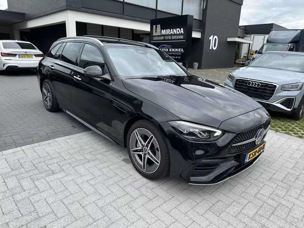 Mercedes-Benz C-Klasse (2023) — foto 1