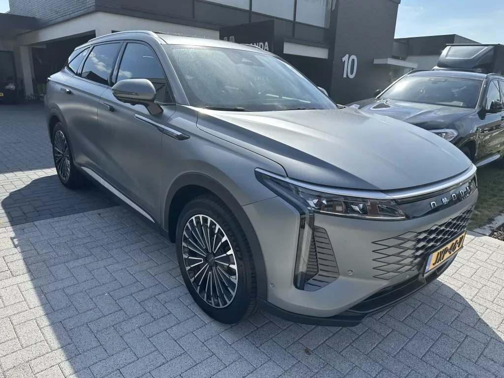 Omoda 9 (2026) — foto 1