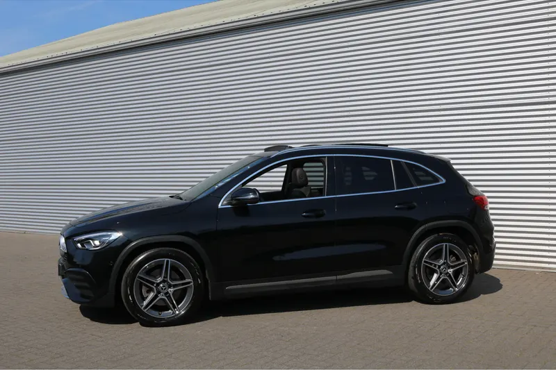Mercedes-Benz GLA (2021)