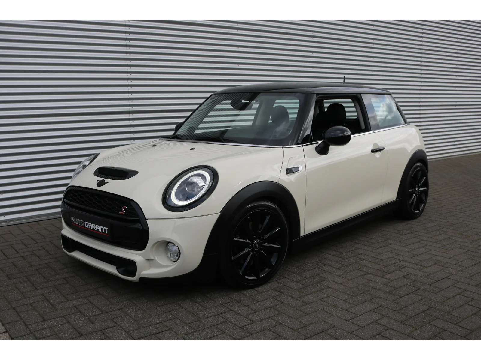 MINI Cooper (2018) — foto 1