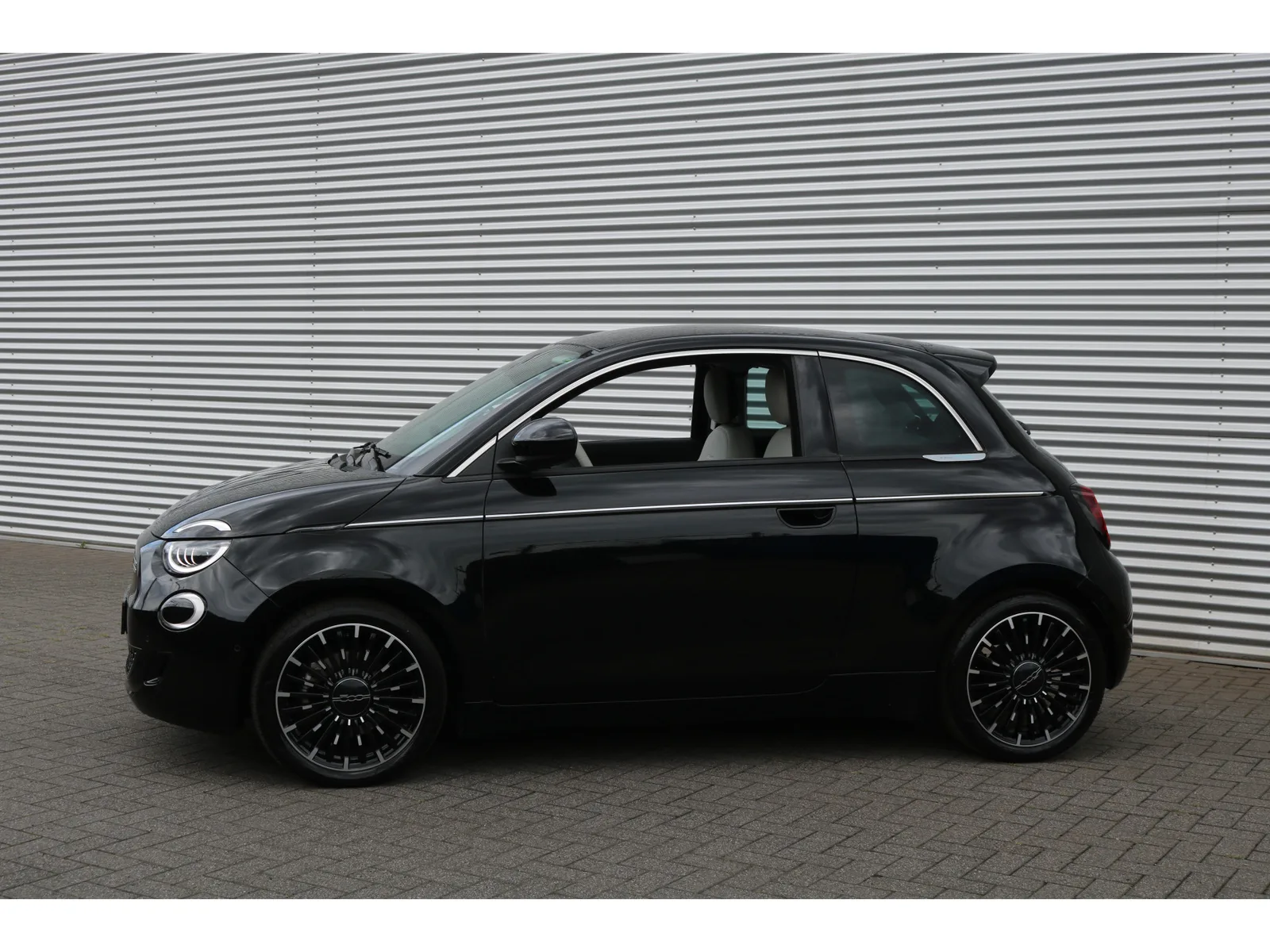 Fiat 500 (2023) — foto 1