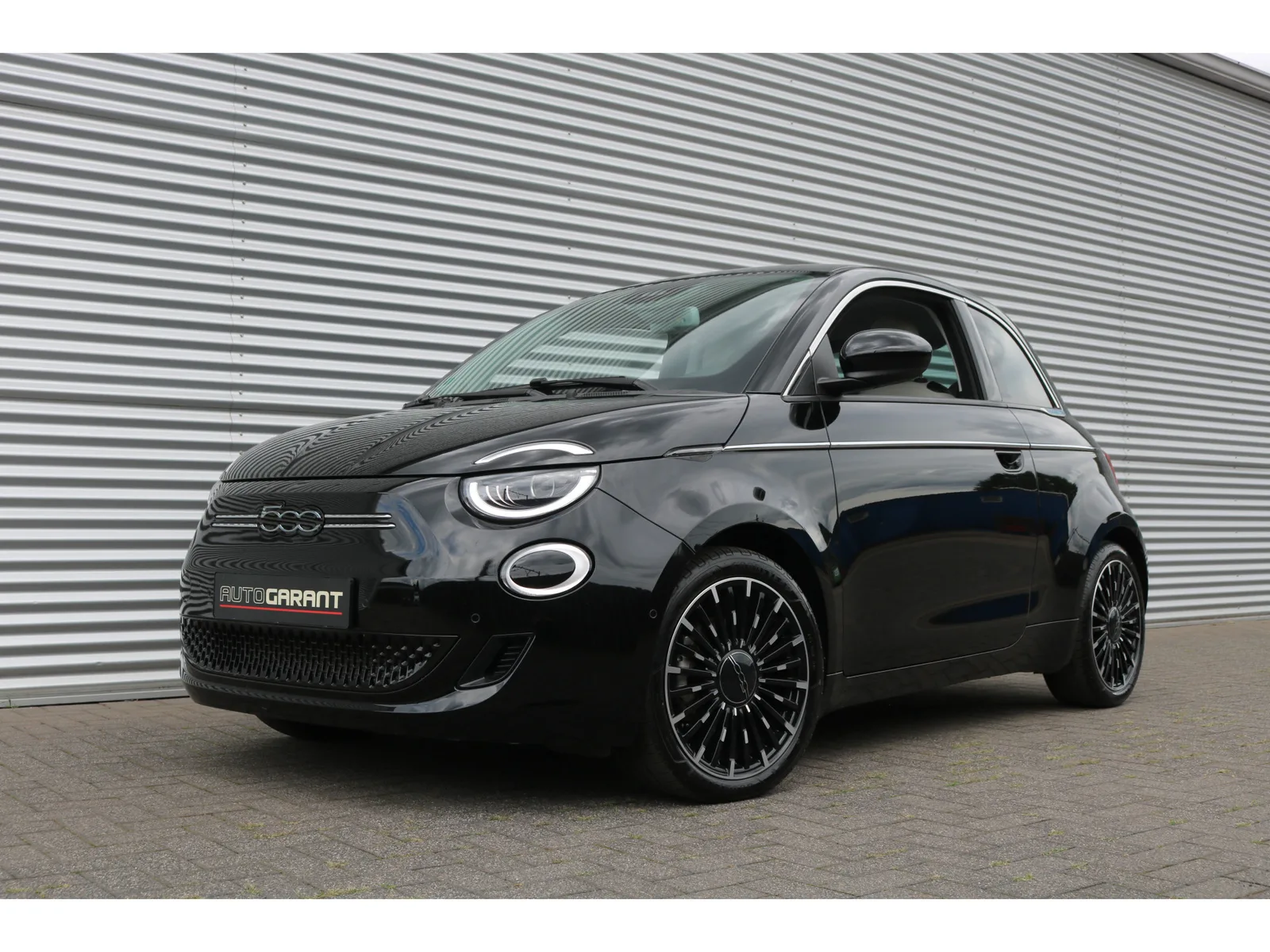 Fiat 500 (2023) — foto 1