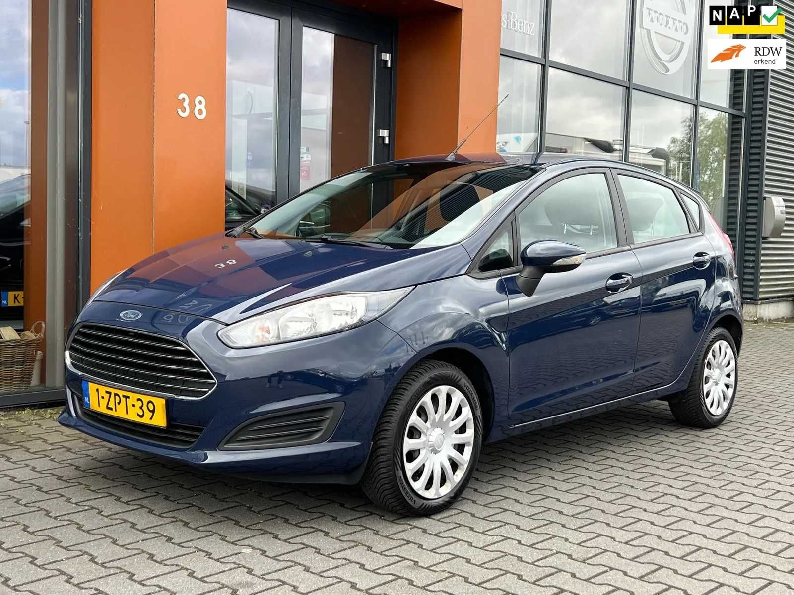 Ford Fiesta (2015) — foto 1
