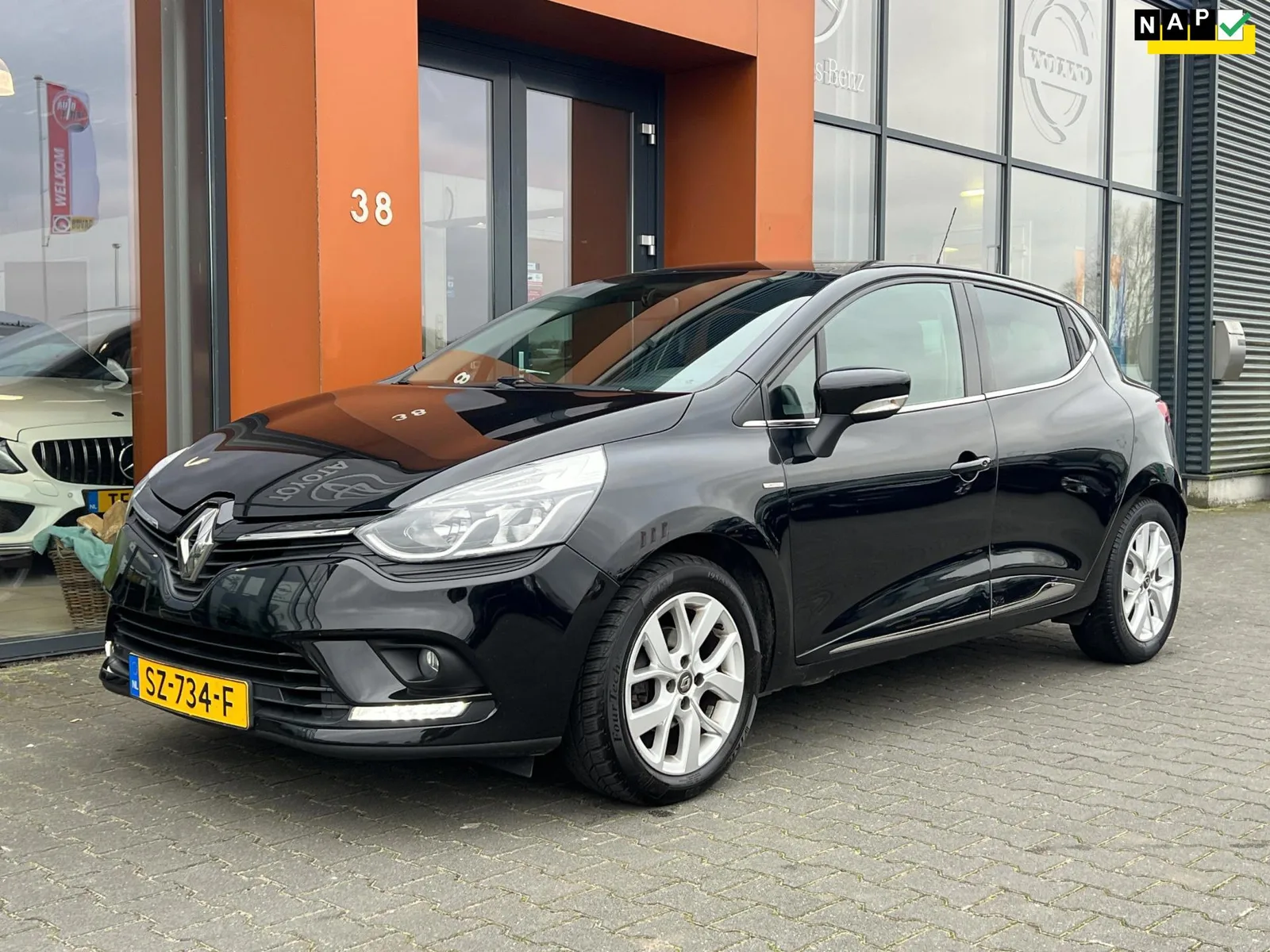Renault Clio (2018) — foto 1