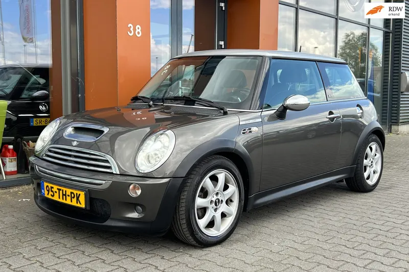 MINI 3 Deurs (2006)