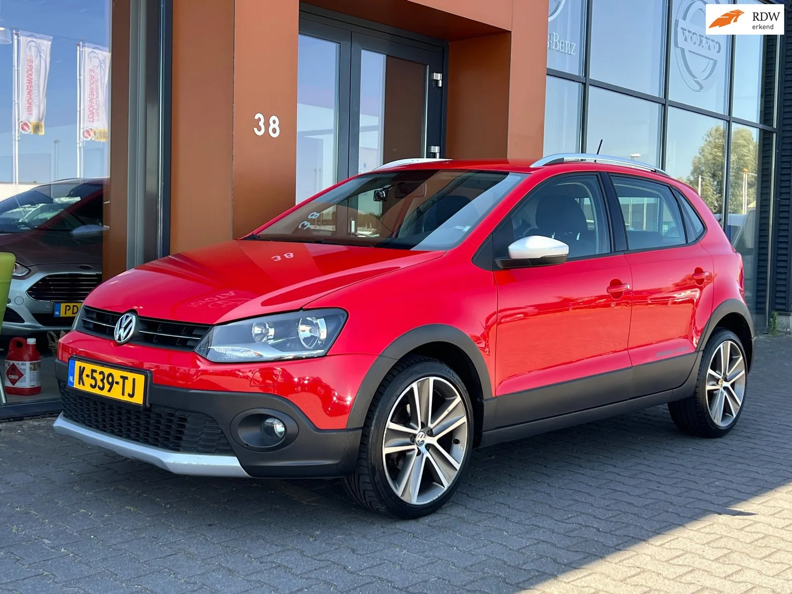 Volkswagen Polo (2011) — foto 1