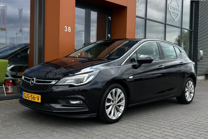 Opel Astra (2017)