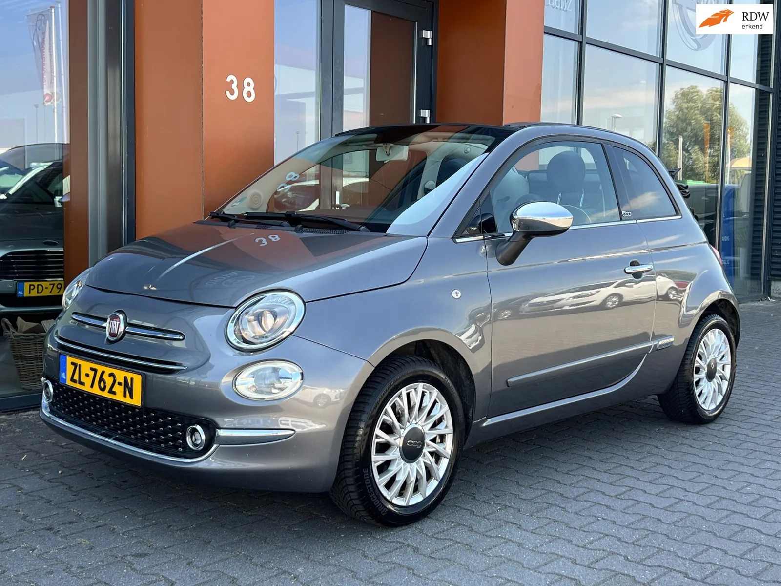 Fiat 500C (2018) — foto 1