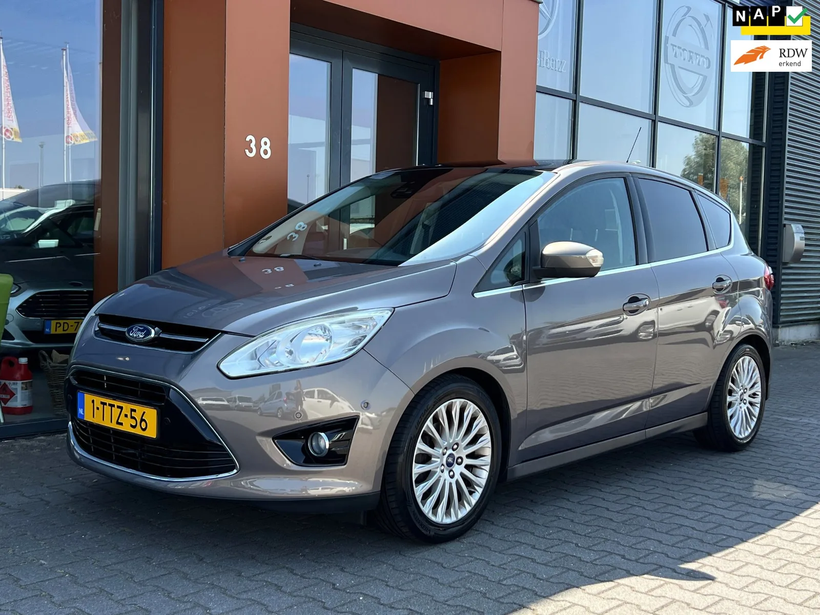 Ford C Max (2014) — foto 1