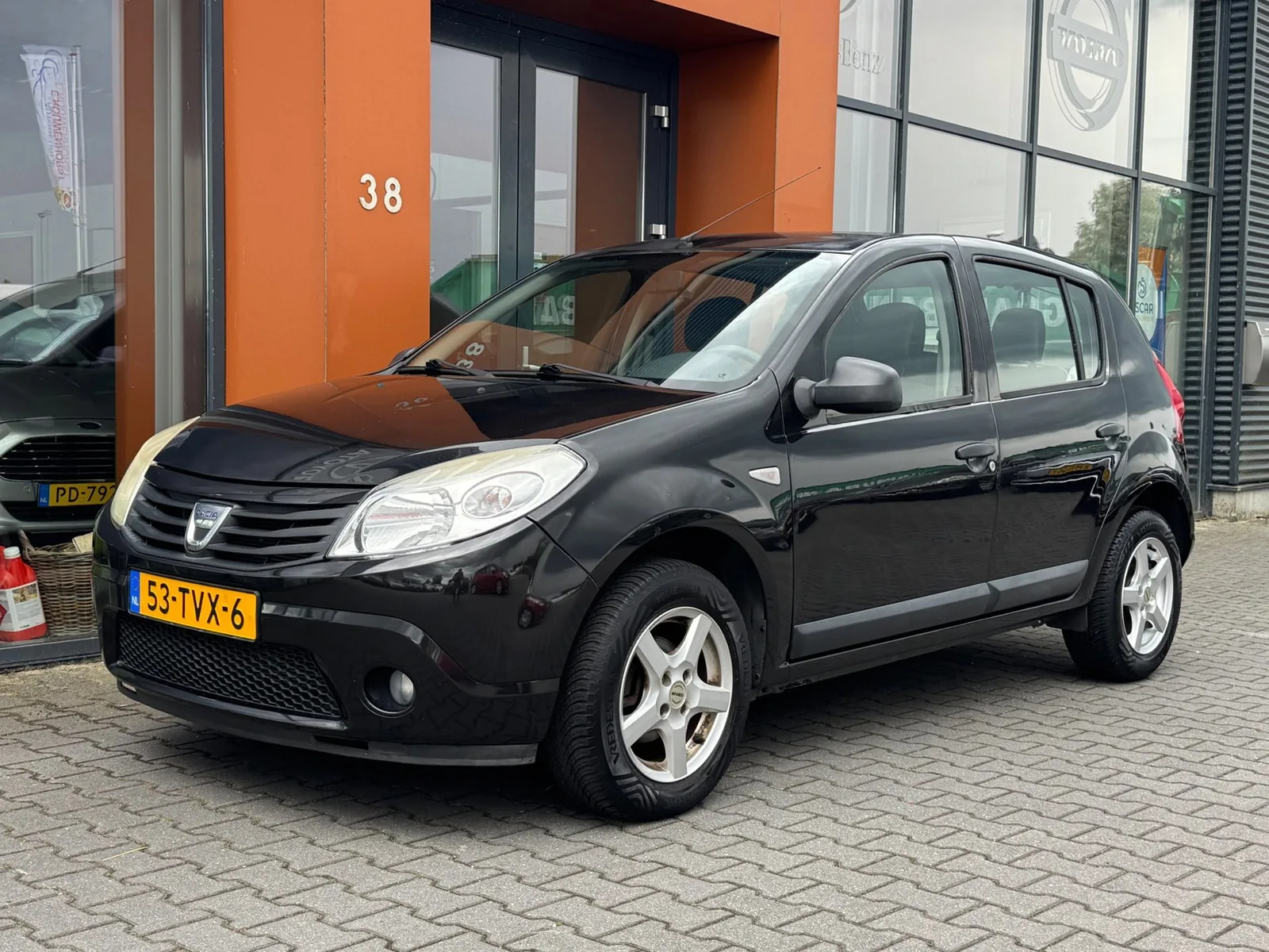 Dacia Sandero (2012) — foto 1