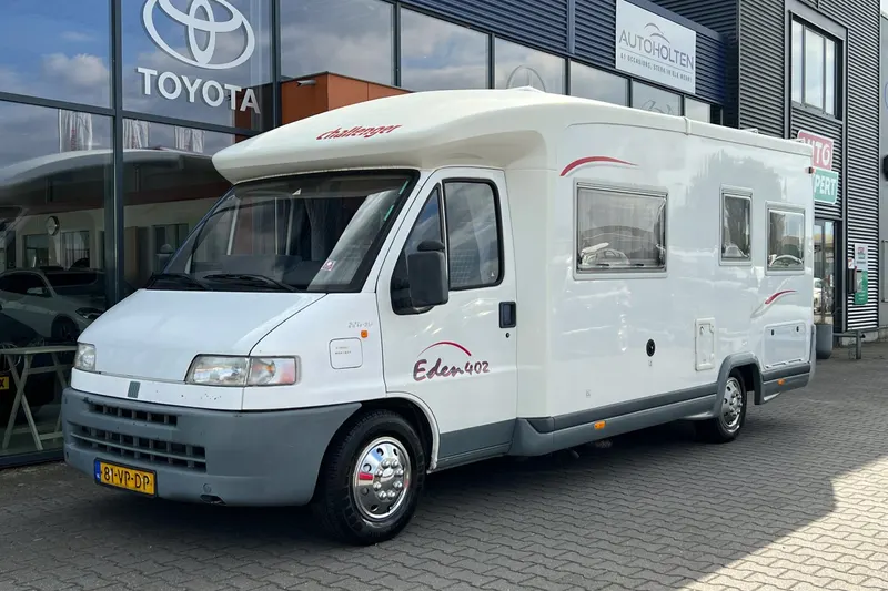 Fiat 230 (2000)