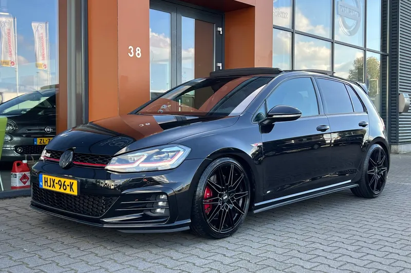 Volkswagen Golf (2019)
