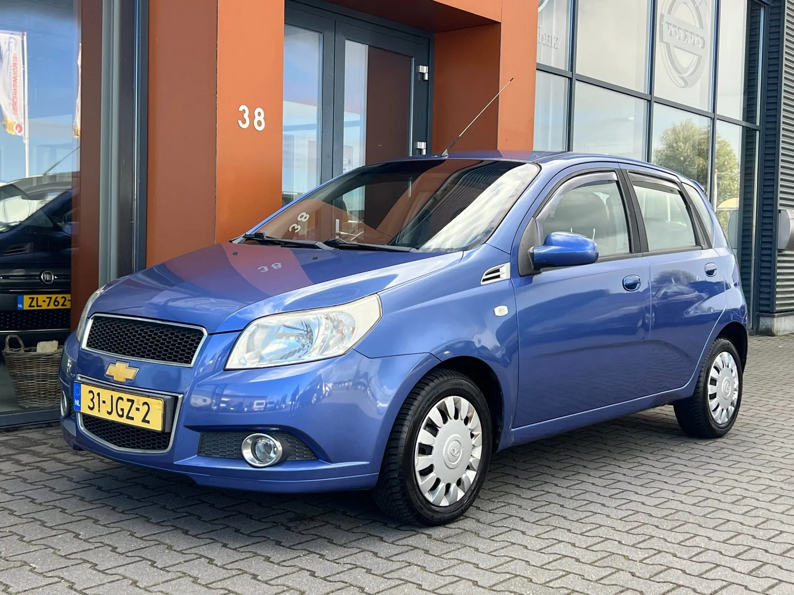 Chevrolet Aveo (2009) — foto 1