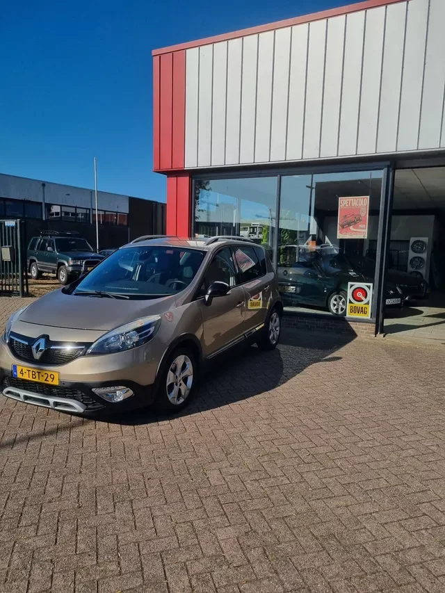 Renault Scénic (2014) — foto 1