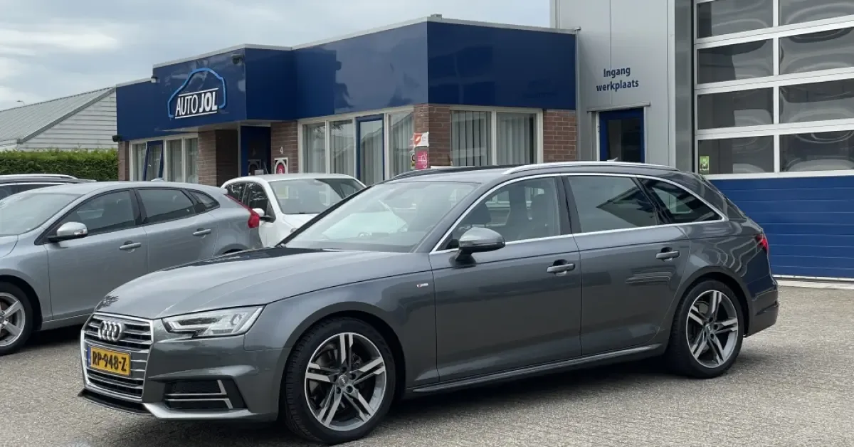 Audi A4 (2018) — foto 1