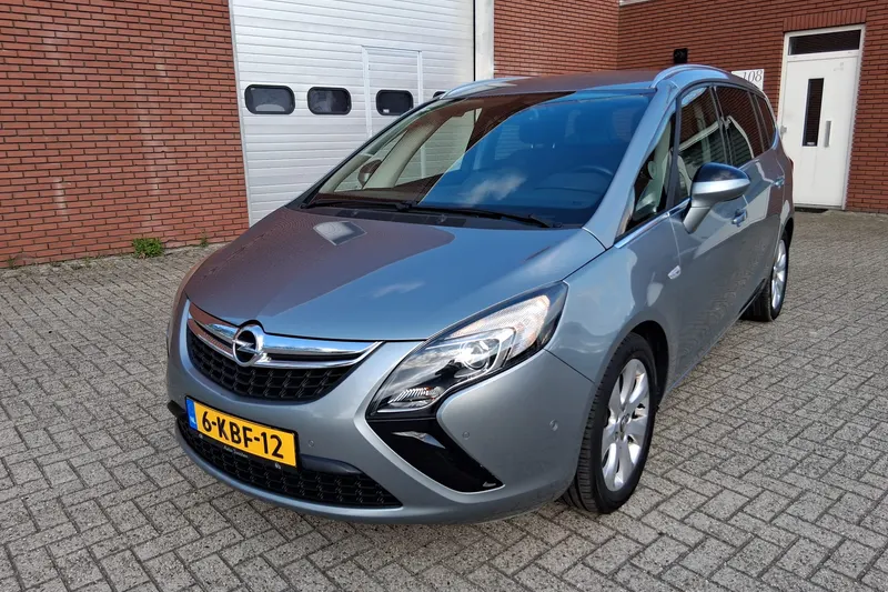 Opel Zafira (2013)