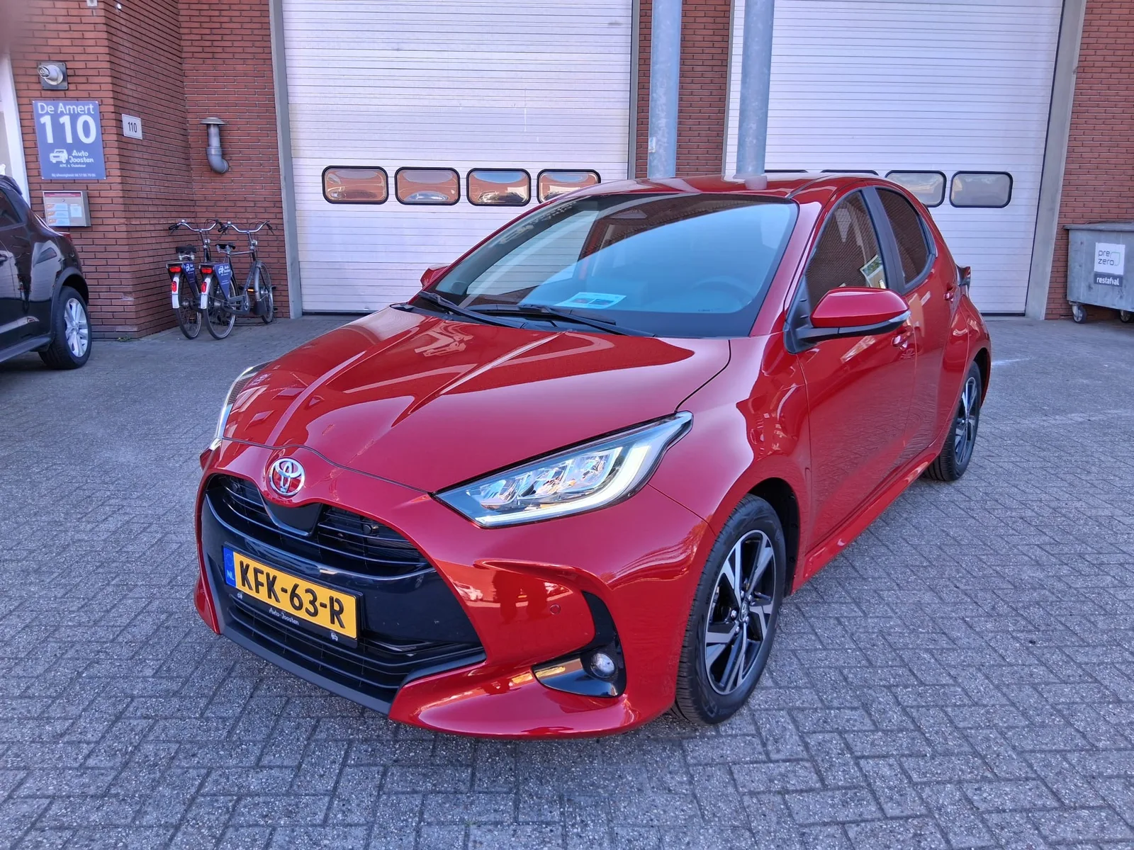 Toyota Yaris (2025) — foto 1