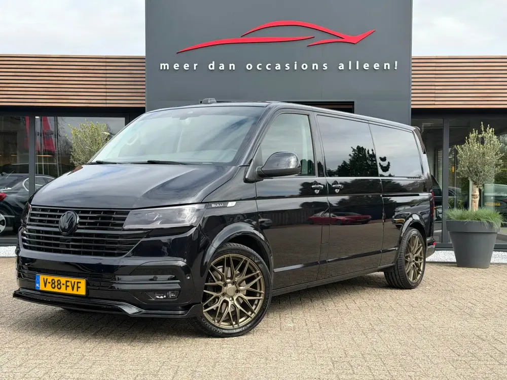 Volkswagen Transporter (2024) — foto 1