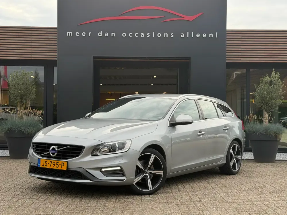 Volvo V60 (2016) — foto 1