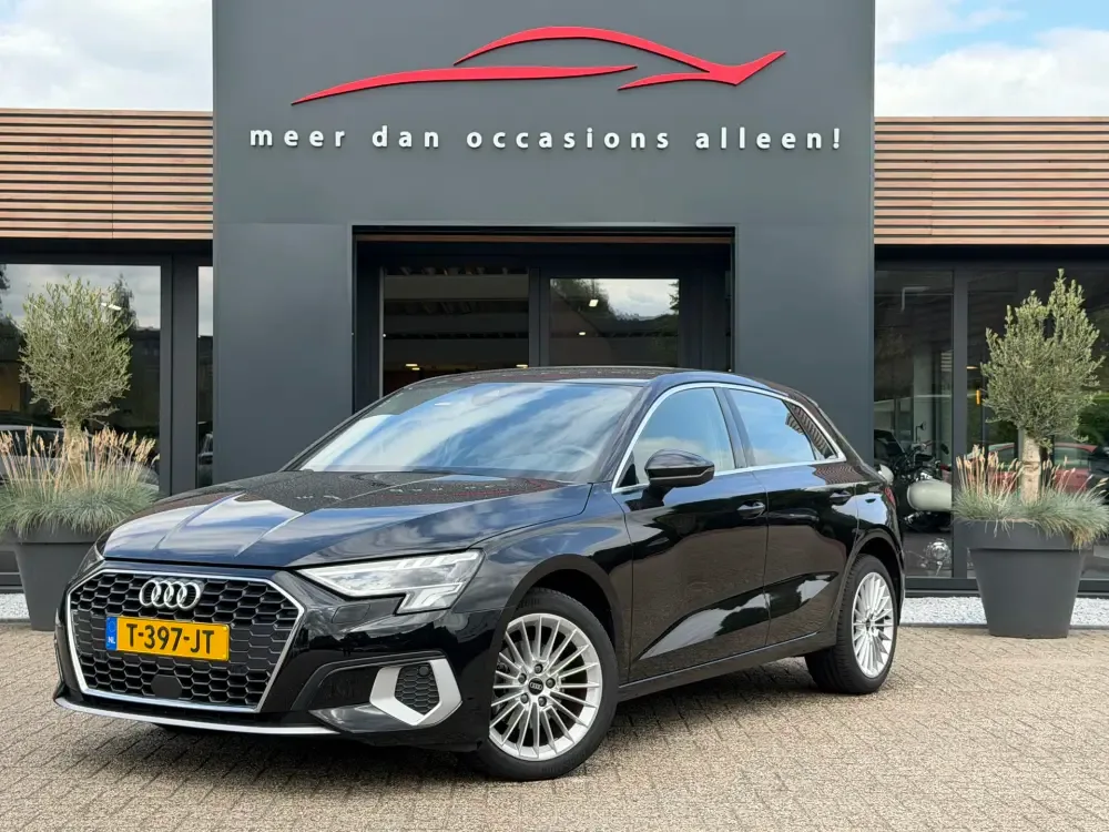 Audi A3 (2023) — foto 1