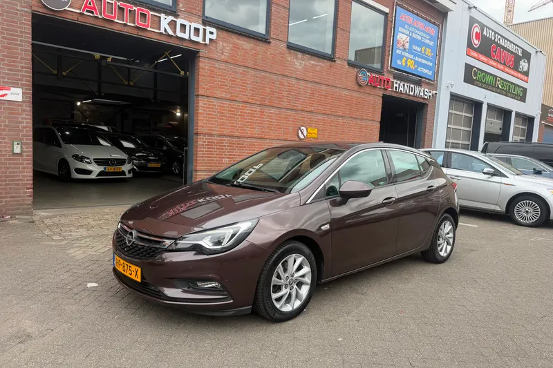 Opel Astra (2018)