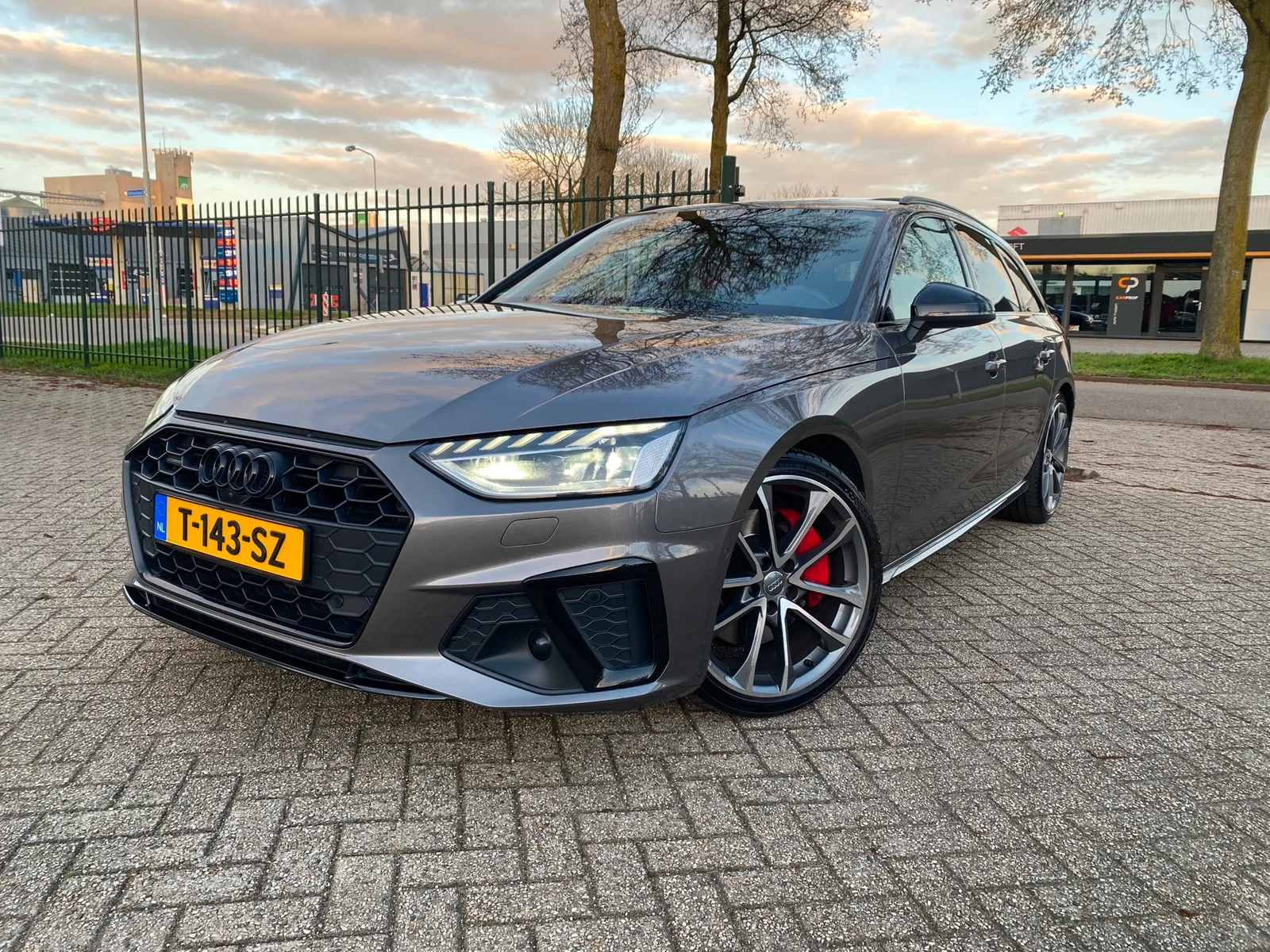 Audi A4 (2020) — foto 1
