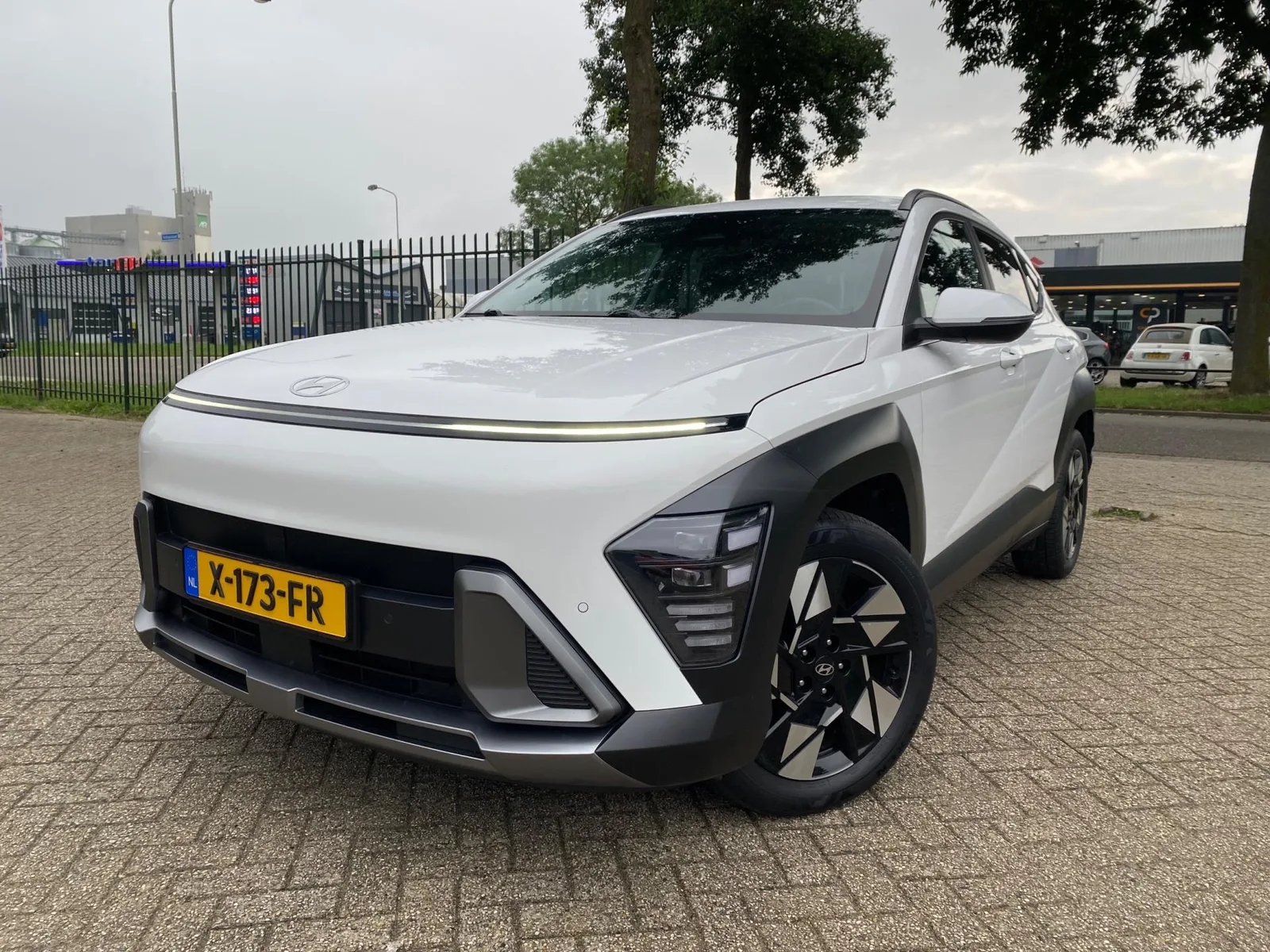 Hyundai Kona (2023) — foto 1