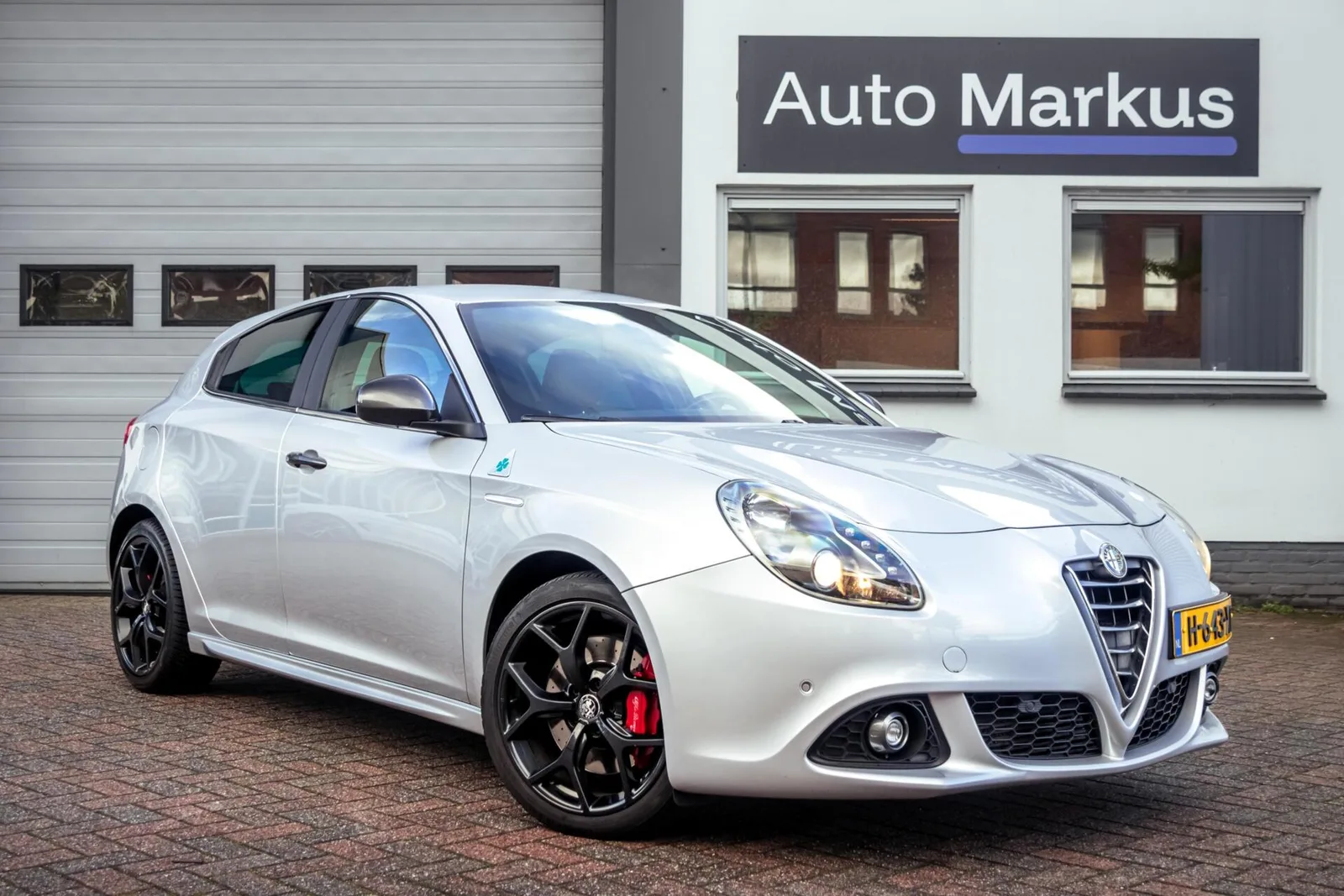 Alfa Romeo Giulietta (2015) — foto 1