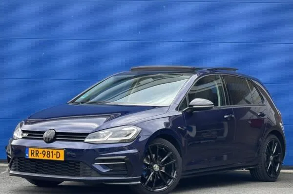 Volkswagen Golf (2018) — foto 1