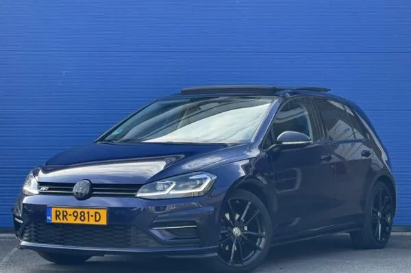 Volkswagen Golf (2018) — foto 1