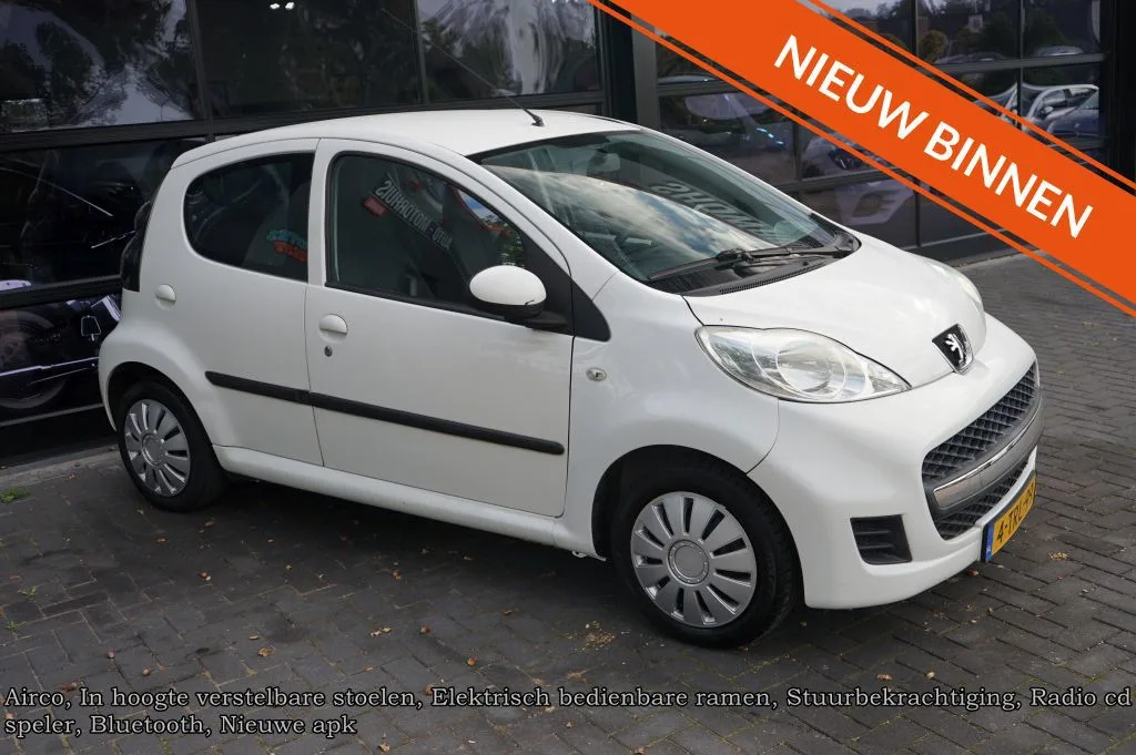Peugeot 107 (2009) — foto 1