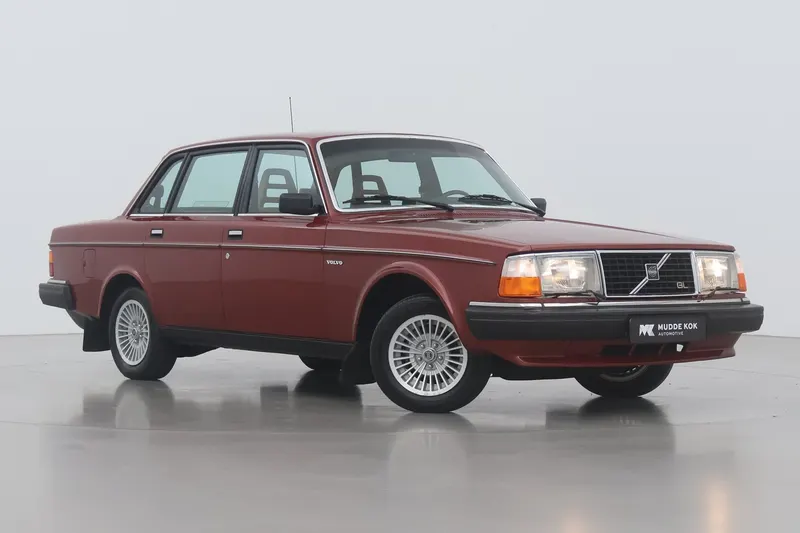 Volvo 244 (1981)